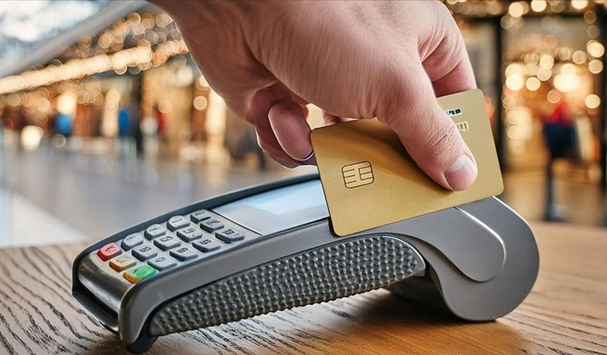 Mart ayında 2,6 trilyon TL tutarında ödeme kartla yapıldı