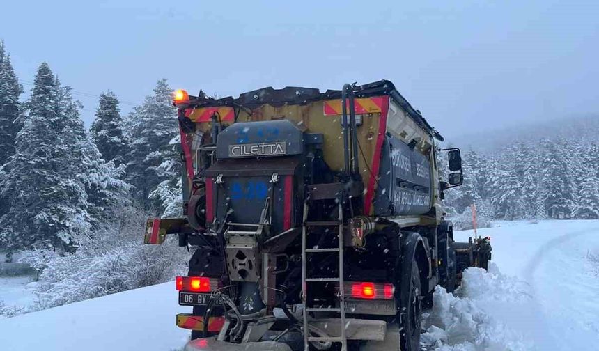 Ankara’da kar yağışı etkili oldu