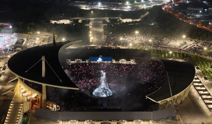 Kanye West konseri havadan görüntülendi