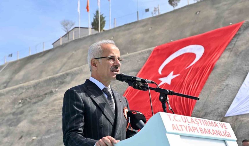 Mersin-Adana-Osmaniye-Gaziantep Hızlı Tren Hattı’nda çalışmalar devam ediyor