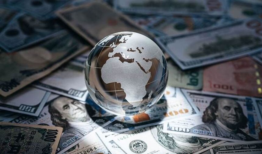 Türkiye Borçta Pozitif Ayrıştı: Küresel Borç Rekor Kırdı