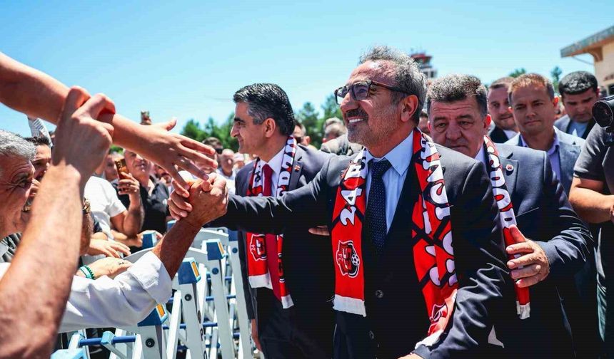 Chobani kurucusu ve CEO’su Hamdi Ulukaya’dan Erzincanspor’a dev destek