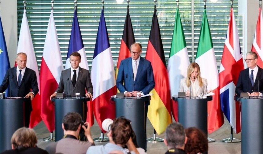 E5 ülkeleri Ankara'daki NATO Zirvesi için Berlin'de bir araya geldi