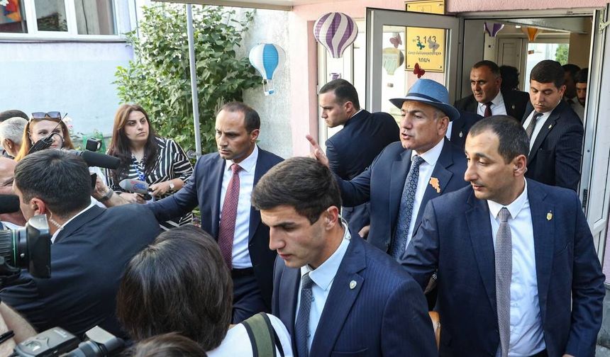 Ermenistan Başbakanı Paşinyan: "Türkiye ile diplomatik ilişkilerin kurulmasını bekliyorum"