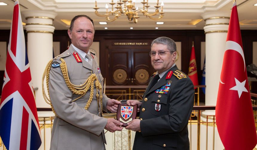 Genelkurmay Başkanı Bayraktaroğlu, Birleşik Krallık Kara Kuvvetleri Komutanı Orgeneral Walker’i kabul etti