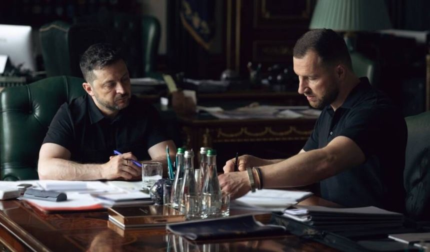Zelenskiy: "Rusya’yı savaşı sonlandırmaya zorlamak için 40 günlük etki operasyonunu onayladım"