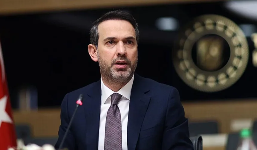 Bakan Bayraktar: "Güneşten aldığımız güçle elektrik üretiminde bir rekora imza attık"