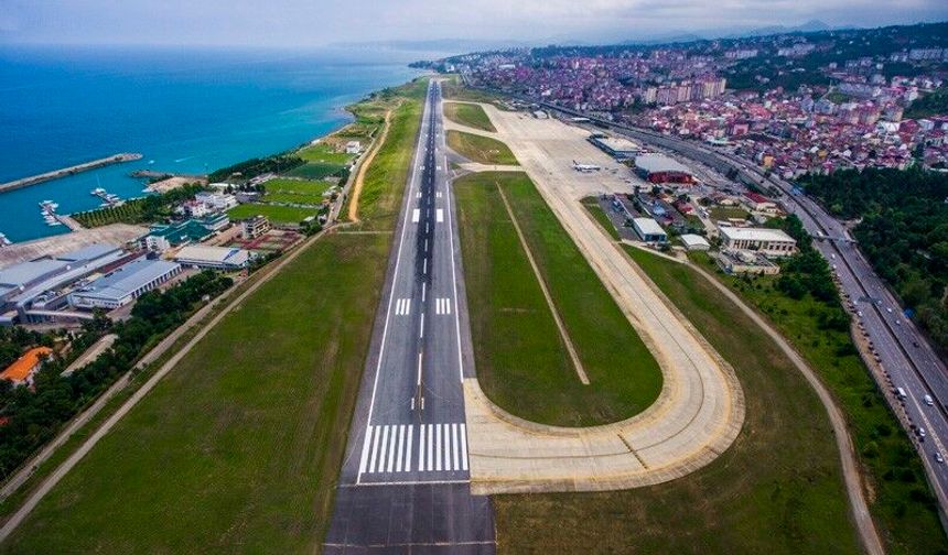 Trabzon’un 69 yıllık hava kapısı tarih olacak: 100 milyon ton kaya ile Trabzon’a yeni havalimanı inşa edilecek