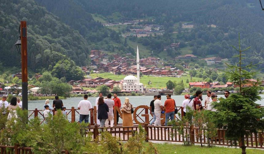 Uzungöl’de turizm sezonu hareketlendi, otellerde doluluk arttı