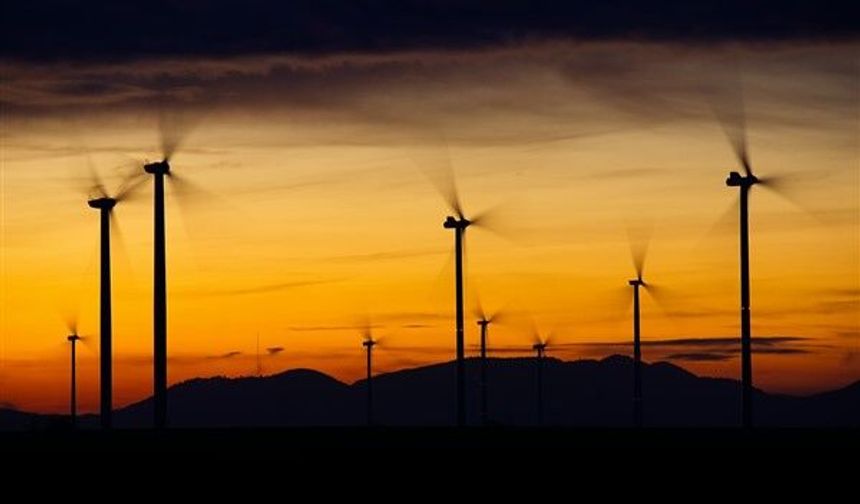 Aksa Enerji'nin Manisa Depolamalı RES Projesi