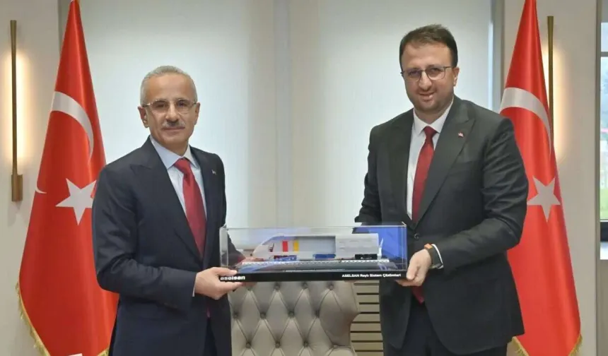 Bakan Uraloğlu, ASELSAN Genel Müdürü Akyol ile bir araya geldi