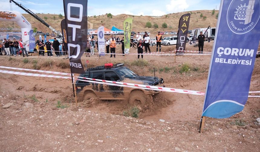 Çorum'da 7 ilden 32 aracın katıldığı off-road yarışı düzenlendi