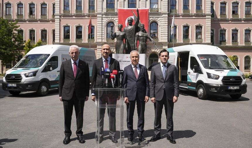 İstanbul Valiliği: Göç Danışma Araçları hizmete alındı