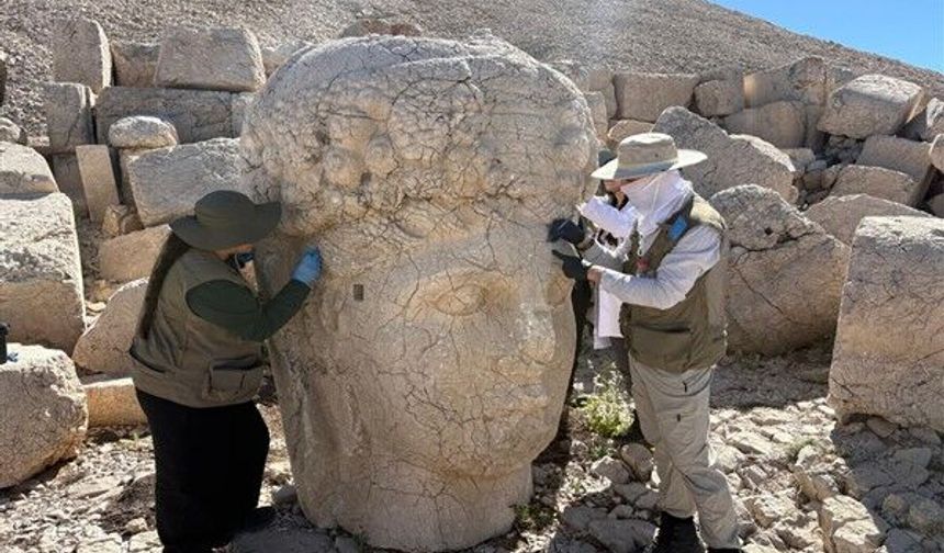 Nemrut Dağı'ndaki heykeller için 5 yıllık koruma çalışması yürütülüyor