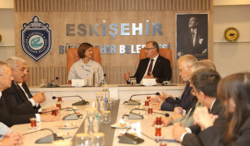 OSBÜK heyetinden Başkan Ünlüce'ye ziyaret