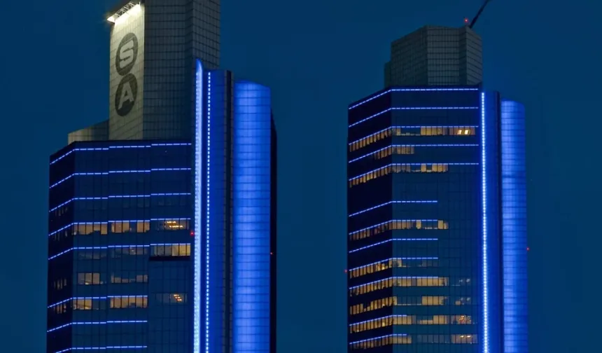 Sabancı Holding'in ilk yarı net karı 14,5 milyar TL oldu
