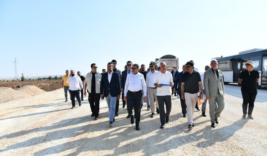 Şanlıurfa, TEKNOFEST Güneydoğu'ya hazırlanıyor: GAP Havalimanı'nda çalışmalar incelendi