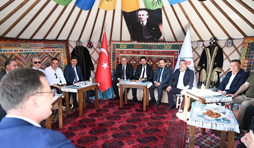 Sarıçam'da Malazgirt Zaferi'nin 955. yıl dönümü etkinlikleri yapıldı