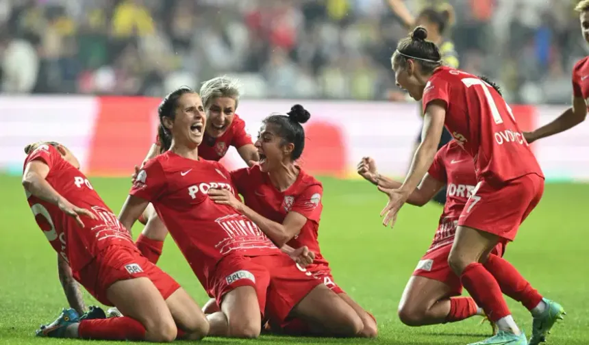 Suwen Kadın Futbol Süper Ligi'nde yeni sezon fikstürü 19 Ağustos'ta çekilecek
