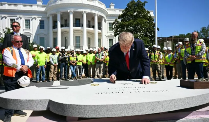 Trump: Beyaz Saray'daki askeri kompleks inşası planlanandan önde ilerliyor