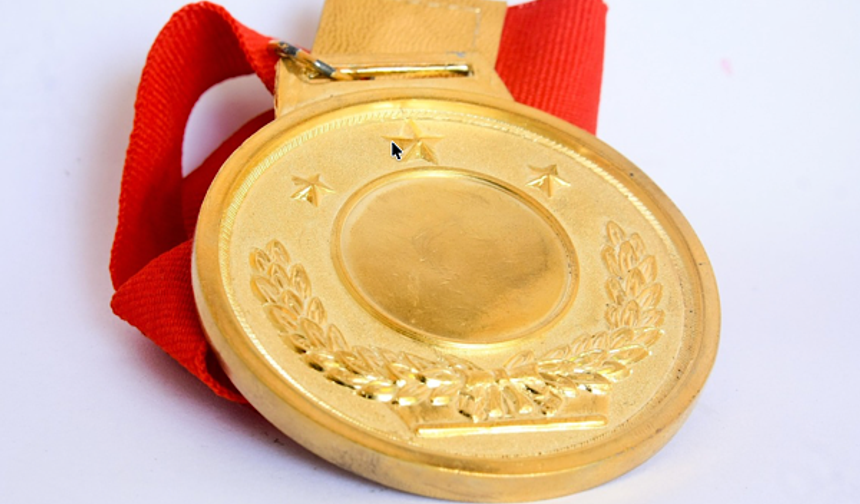 Türkiye, Akdeniz Oyunları'nda atletizm 4x400 metre karışık bayrakta şampiyon oldu