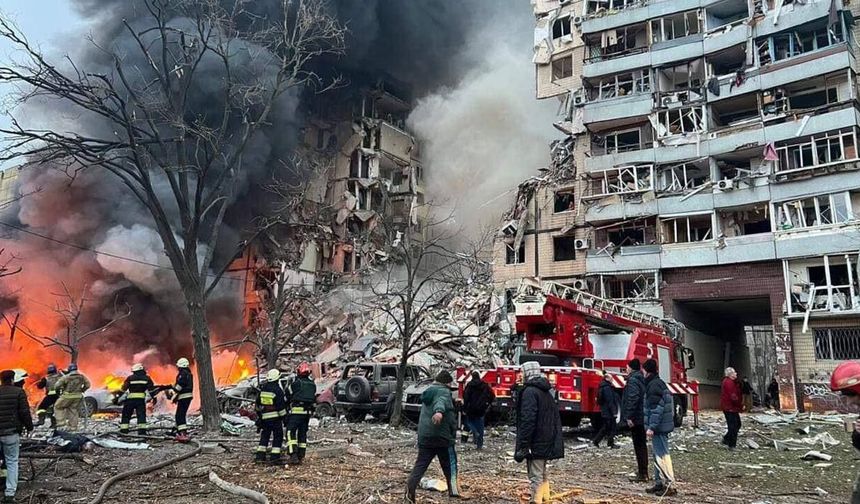Ukrayna: Rus saldırılarında 12 kişi hayatını kaybetti