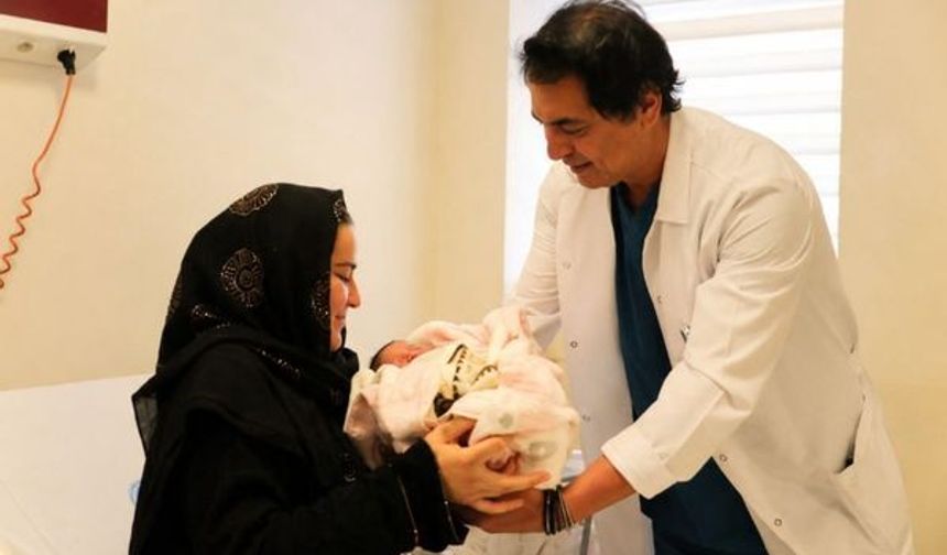 Yedi başarısız tüp bebek denemesinin ardından gelen mucize bebek