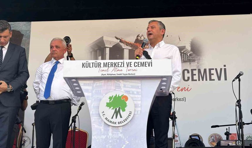 YENİ Parti Genel Başkanı Özel: "Birlikte yeni bir yola çıktık"