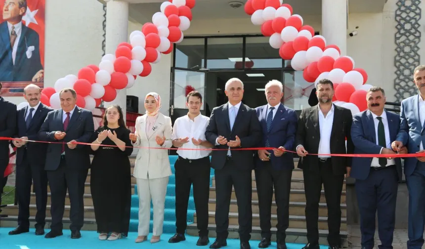 Bakan Göktaş: Muş Engelli Aktif Yaşam Merkezi hizmete açıldı