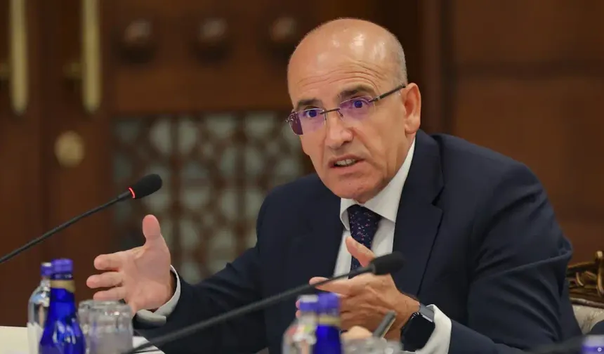 Bakan Şimşek: "Çok sınırlı sayıda bir fonda maalesef piyasa bozucu eylemler var, buna ilişkin gereken yapılmıştır"