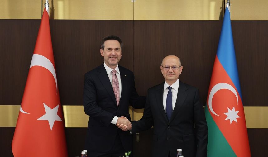 Bayraktar, Azerbaycan Enerji Bakanı Şahbazov ile görüştü
