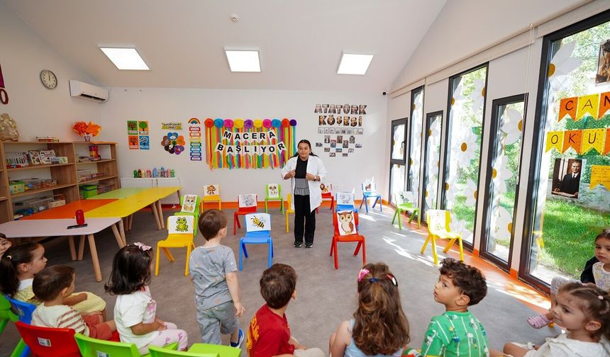 Beylikdüzü'nde Zübeyde Ana Gündüz Çocuk Bakımevi hizmete açıldı