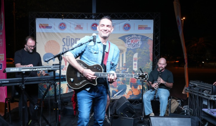 Maltepe'de güz konserleri Süreyya Plajı'nda devam ediyor