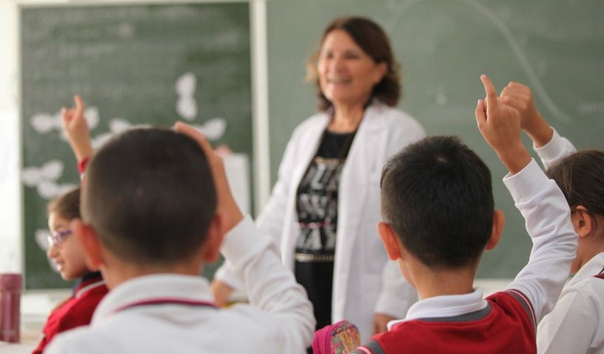 Öğretmenlerin mazerete bağlı yer değişikliği için yeni duyuru