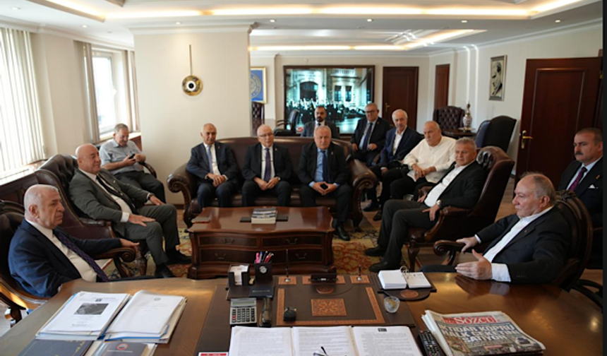 Özdağ: Köprü ve otoyolların 30 yıllığına satılması kabul edilemez