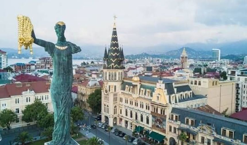 Türkiye-Gürcistan Turizm İş Birliği Tiflis'te görüşüldü