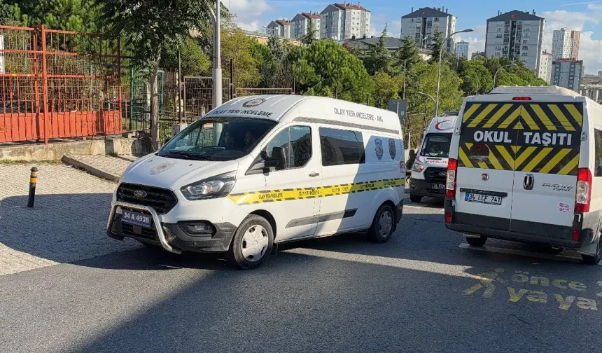 Başakşehir’deki ortaokulda öğrencilerin bıçaklı kavgası sonrası veliler okula akın etti