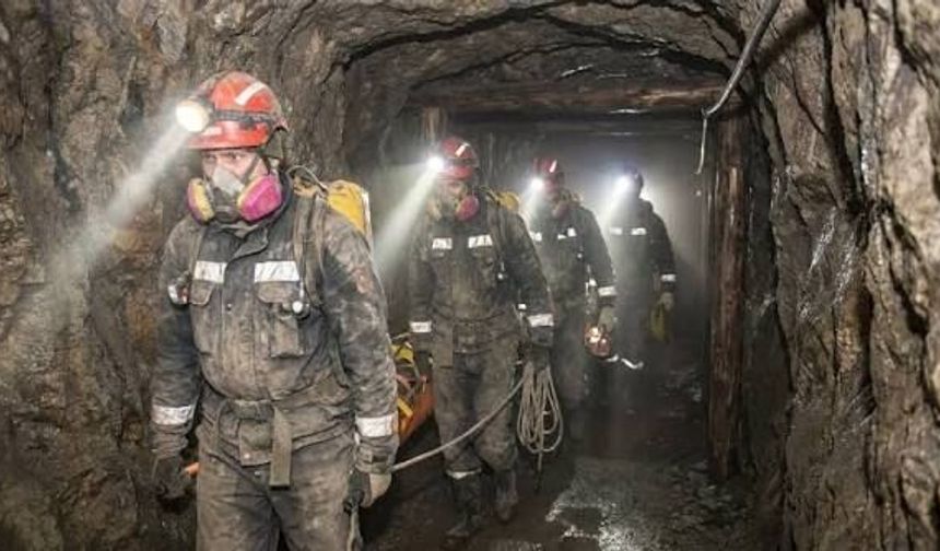 Soma’da madende göçük: 2 işçi sağ kurtarıldı, 5 işçi için çalışmalar sürüyor