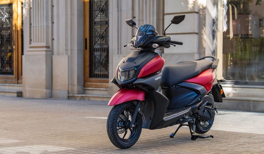 Yamaha’nın En Hafif Scooter Modeli Yeni Yamaha RayZR Türkiye’de