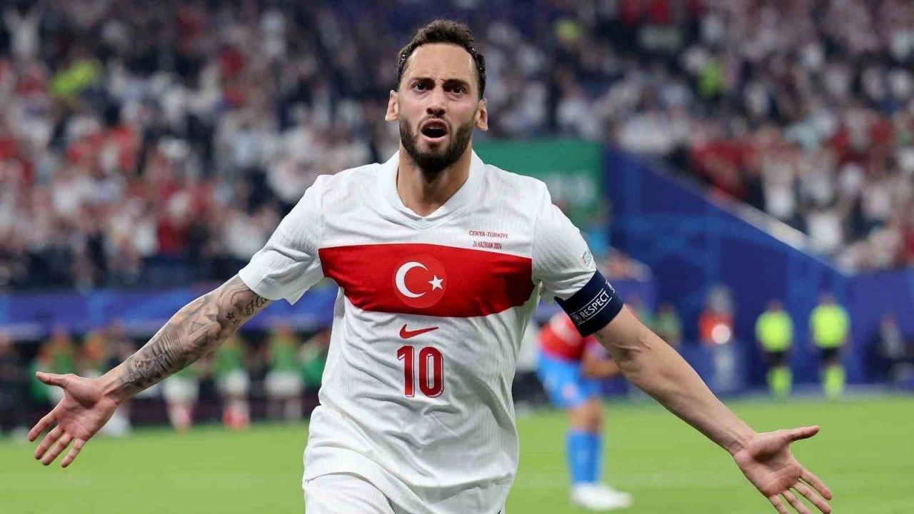 Hakan Calhanoglu Milli Takimda 19 Golunu Atti