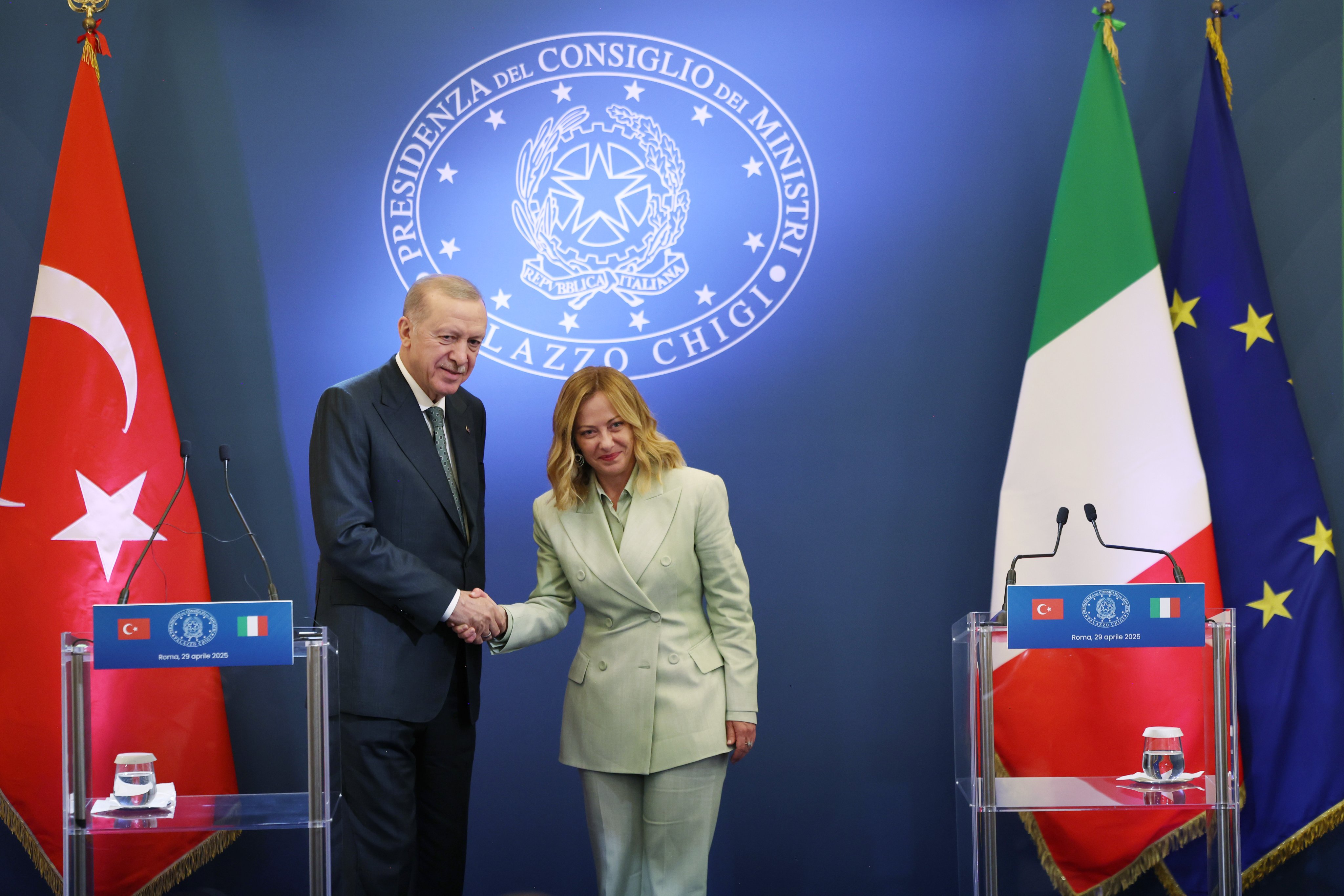 Gpt5 X H3 Ww A A Bw H5