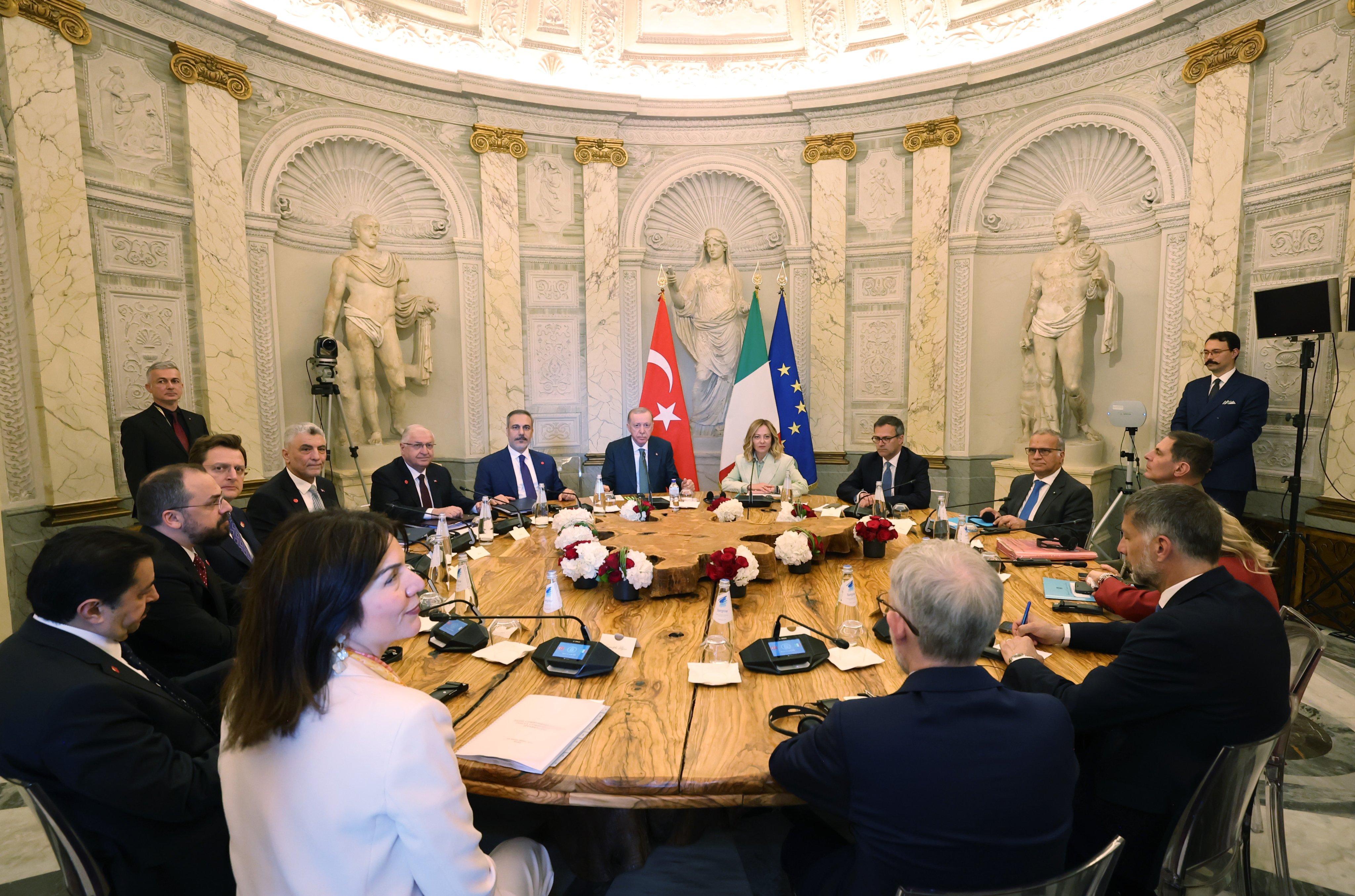 Gpt5 X Kh W8 A Af Tso