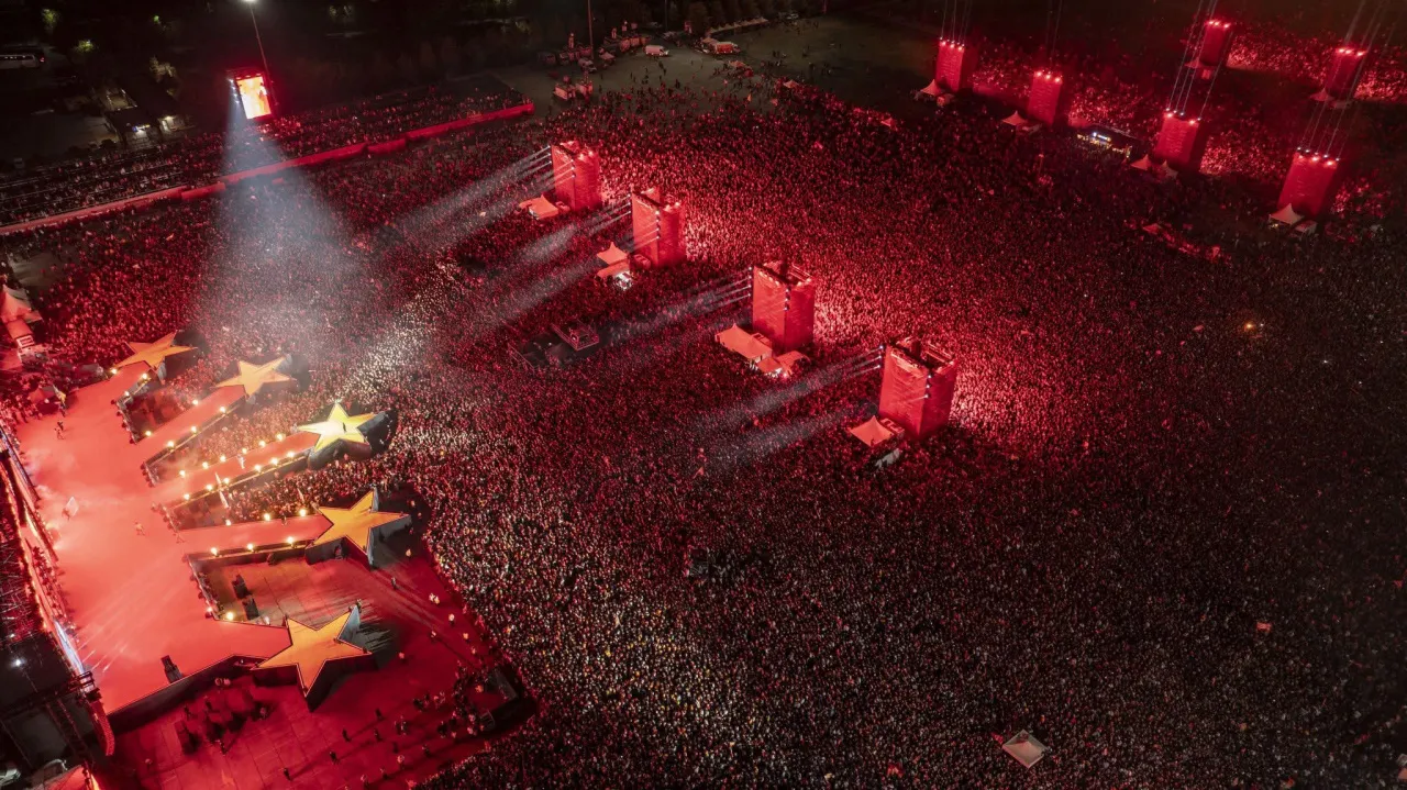 Galatasaray Sampiyonluk Kutlama O0Fv