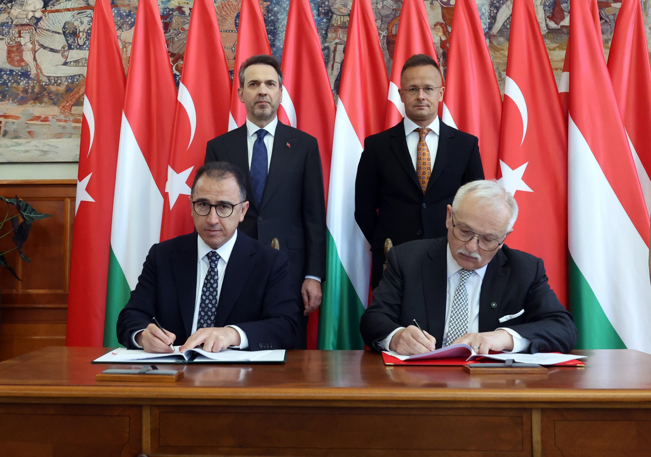 Gpx7Fn S W Y A E Pwj