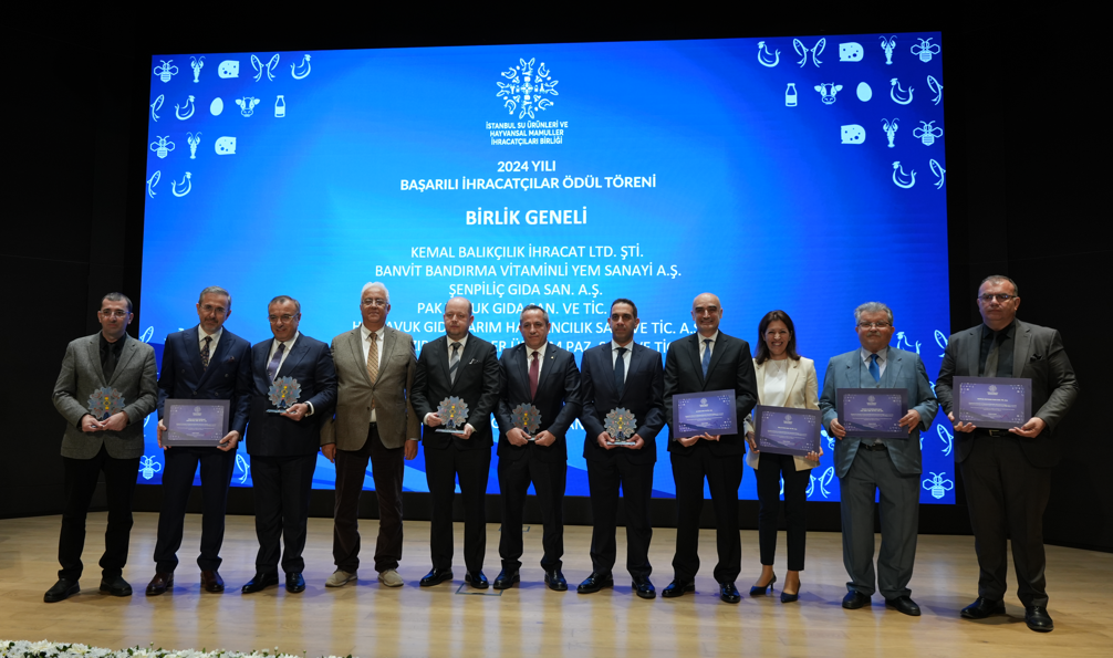 Ihracatçılar Ödül Töreni Isindetayi Kapak-1