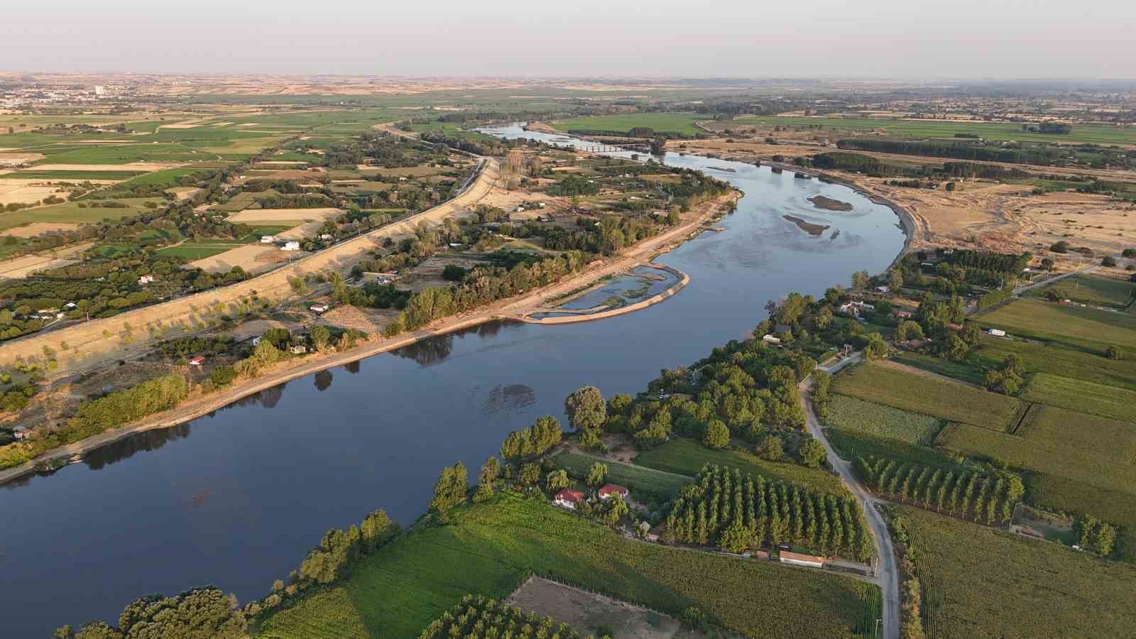 Kuraklık Nedeniyle Meriç Nehri’ne Elektrik Santralinden Su Salındı Haber Isindetayi