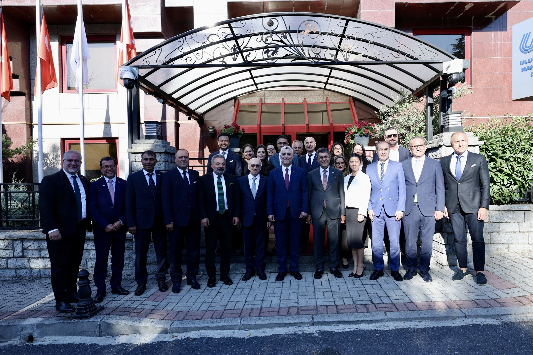 U N D Isindetayi.com Haber