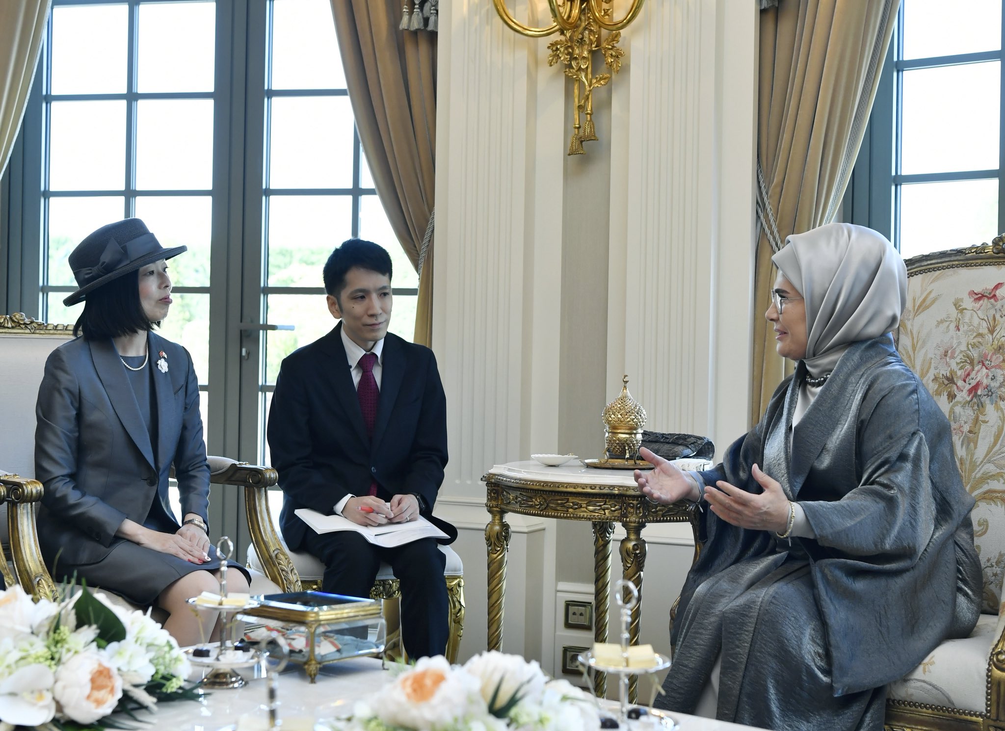 Emine Erdoğan, Japonya Altes Prensesi Mikasa Ile Görüştü Isindetayi.com Gundem