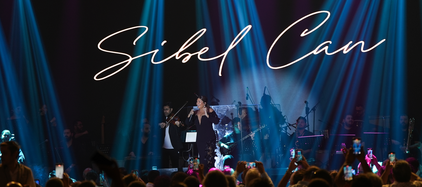 Si̇bel Can, Kibris Gecesi̇nde Müzi̇k Zi̇yafeti̇ Sundu Isindetayi Haber