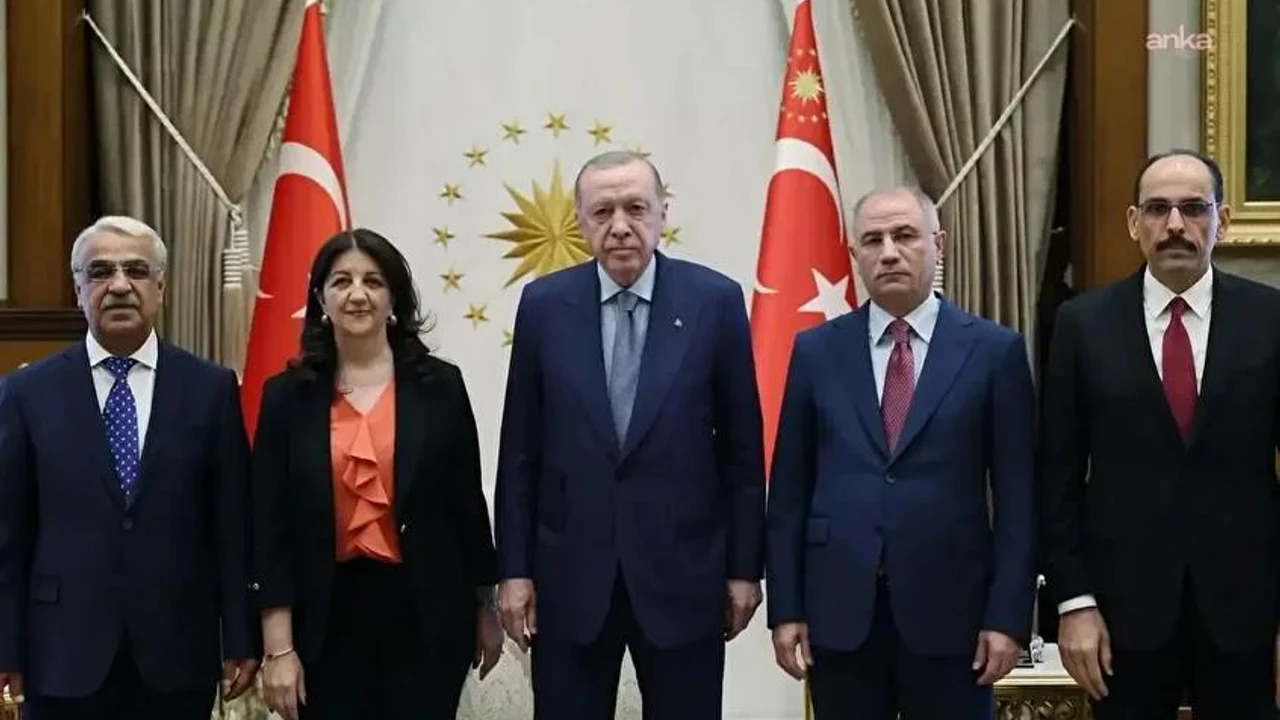 Son Dakika Erdoğan Ile Dem Parti İmralı Heyeti Görüşmesi Sona Erdi Isindetayi Gundem